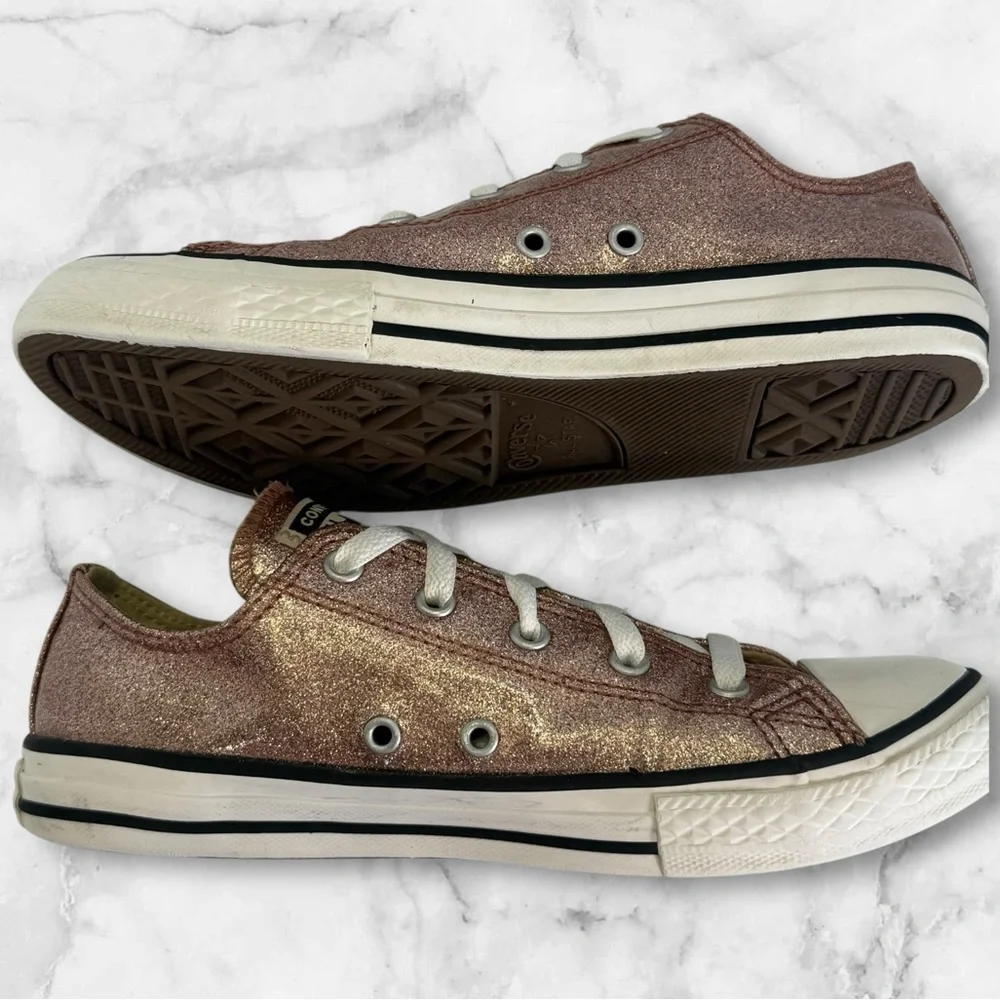 Converse gently used